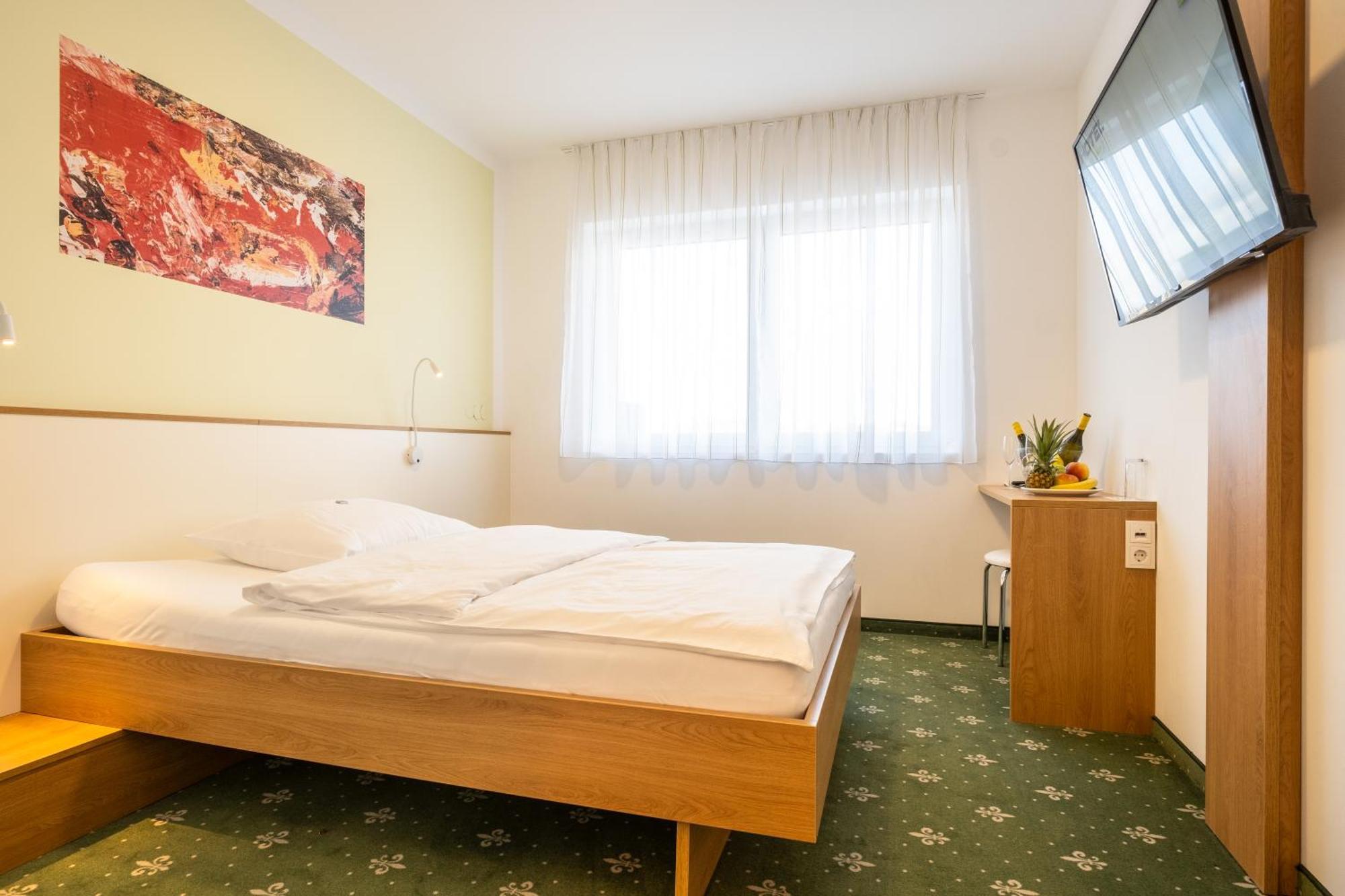 Hotel B3 Gmbh Mauthausen Bagian luar foto